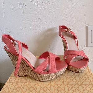 De Blossom Collection wedges